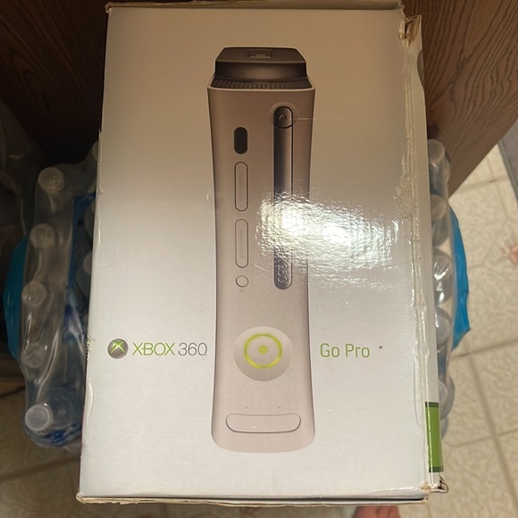 Xbox 360 - Picture 9 of 10